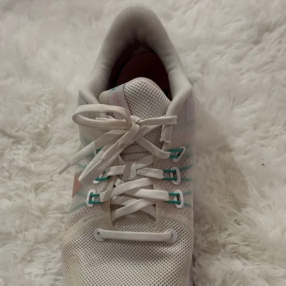 Women's White and Pink Nike Athletic Running  Sneakers - Picture 7 of 9